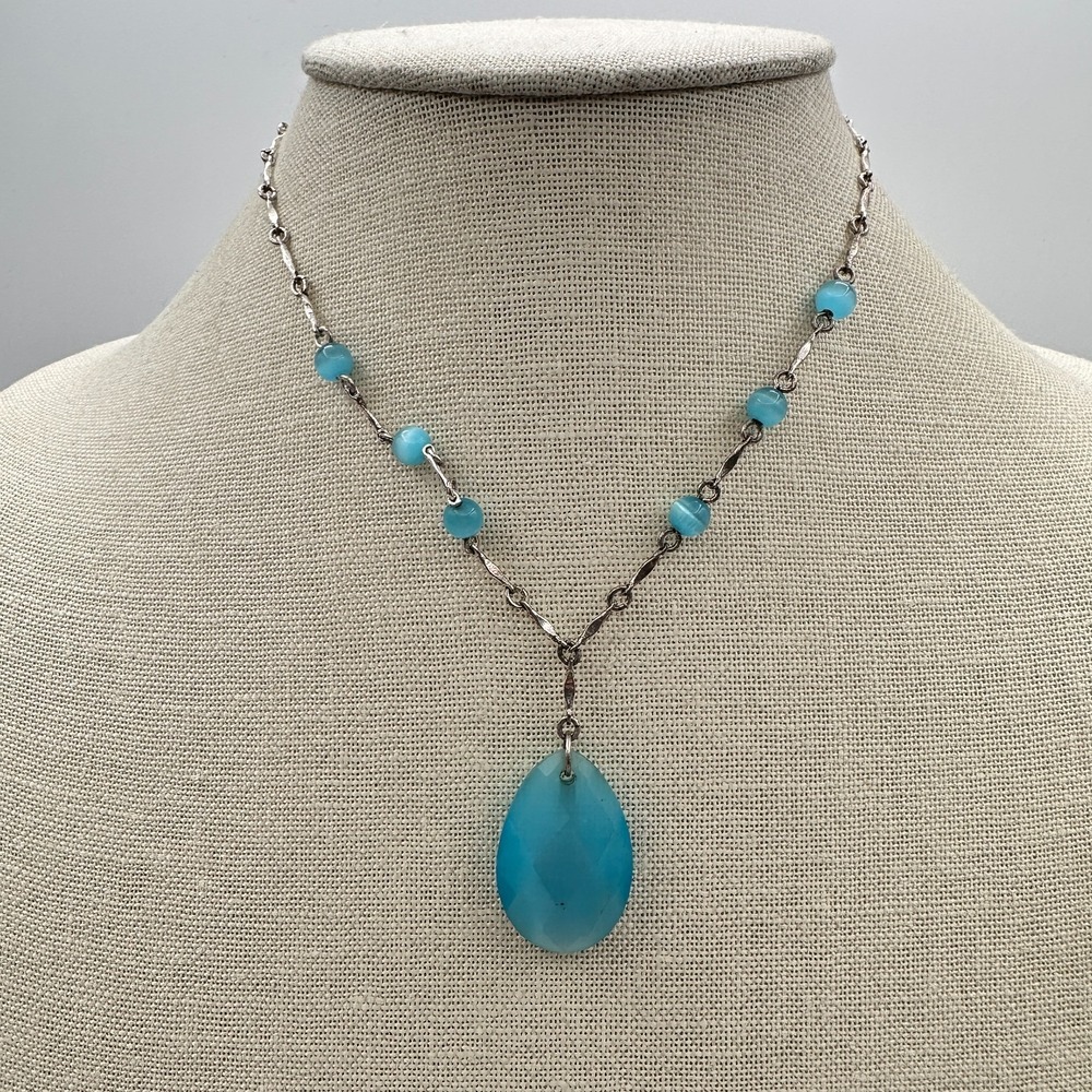 Vintage Y2K Avon Blue Teardrop Pendant Necklace Silver Tone Statement Jewelry